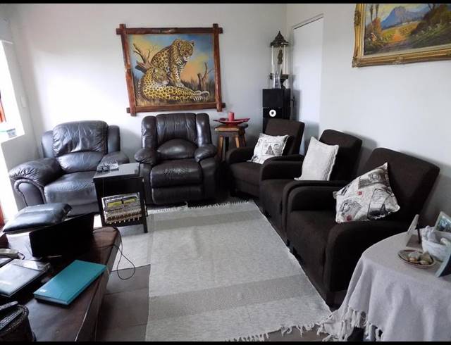 3 BEDROOM HOUSE FOR SALE IN FRAAIUITSIG